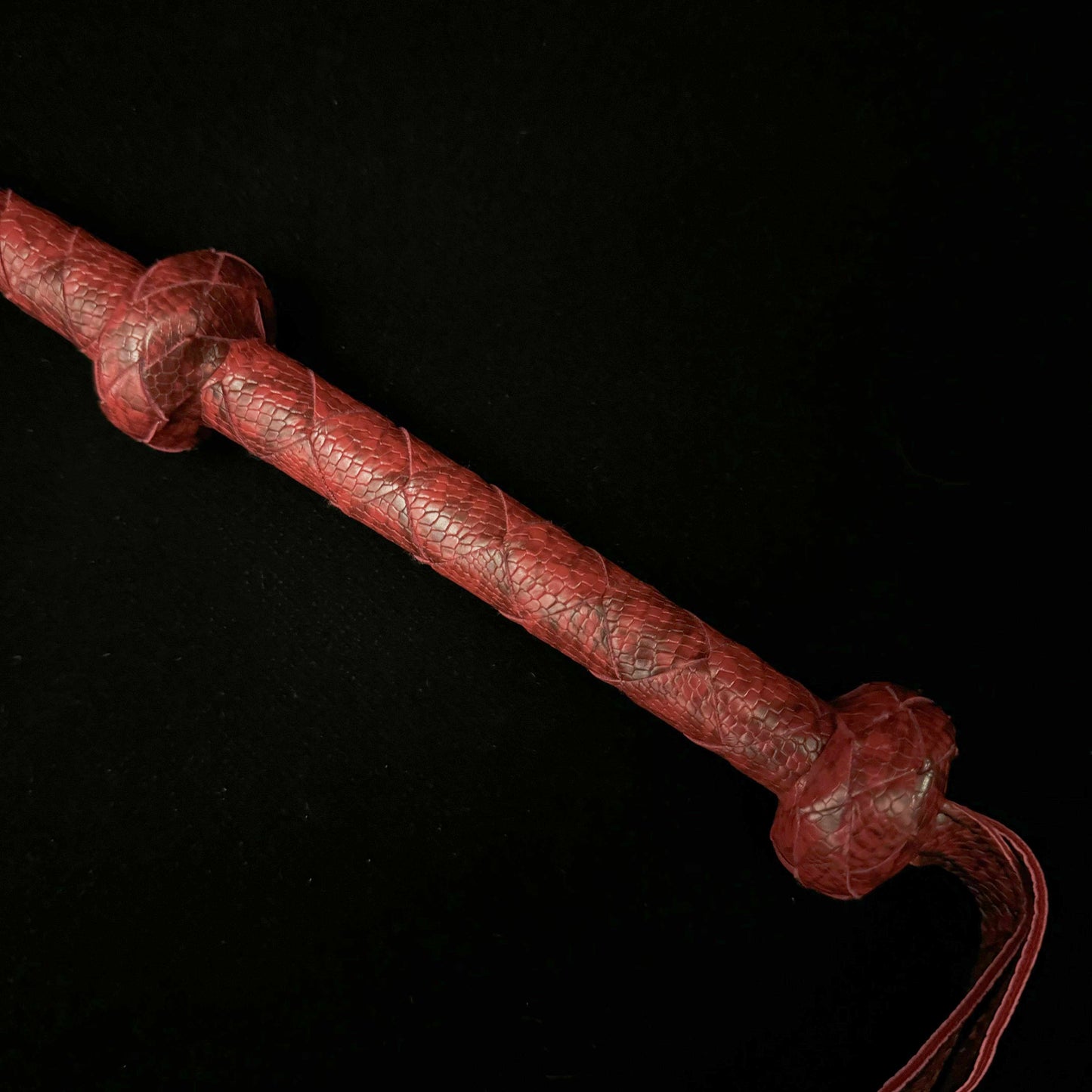 Crimson Blade-Single Tail Whip