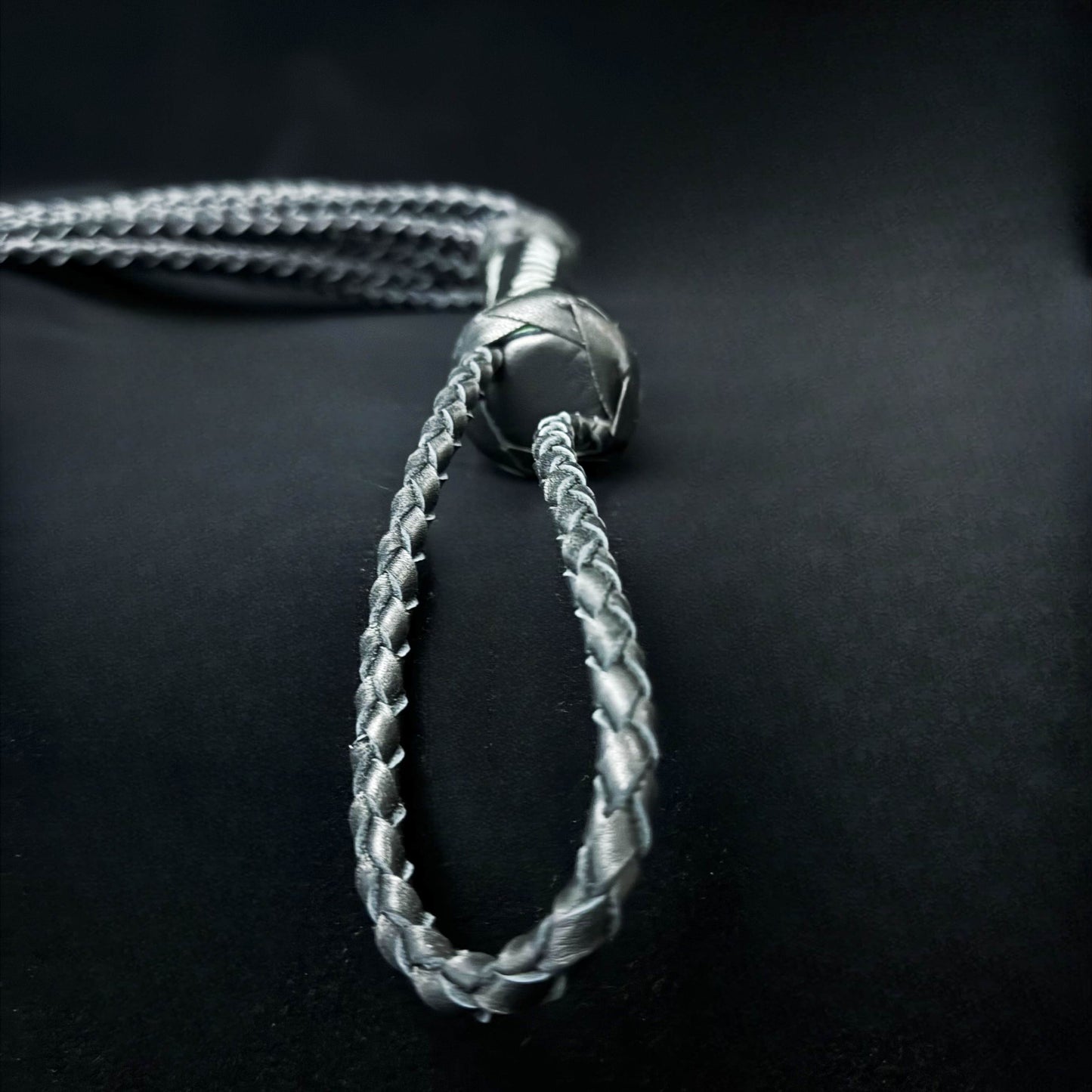 Onyx Strike-Nine Tailed Flogger