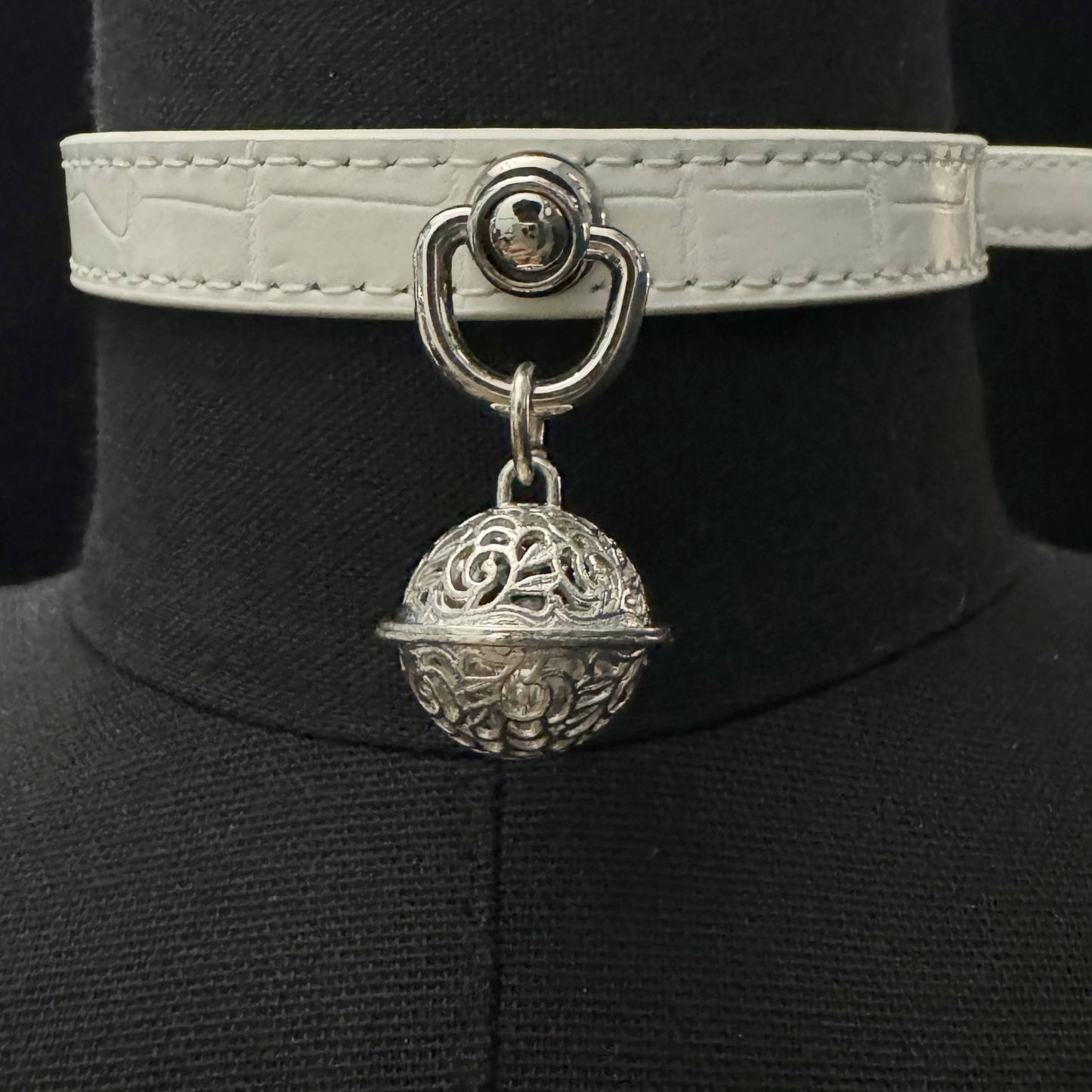 Handmade Genuine Leather Collar-White Lover